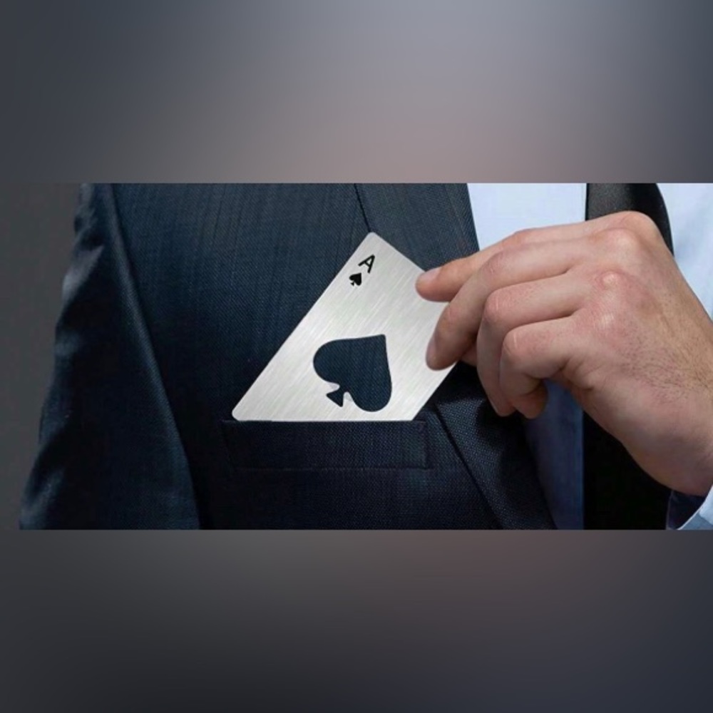 NWOT STAINLESS STEEL SPADE ♠️ SHAPE BEER BOTTLE OPENER